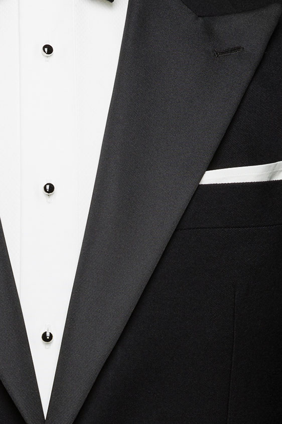 Черный смокинг