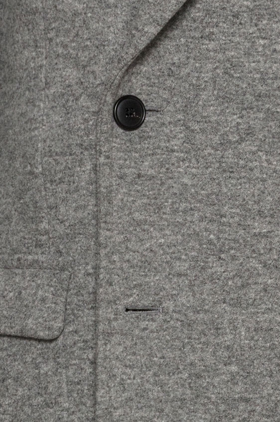 Светло-серое пальто