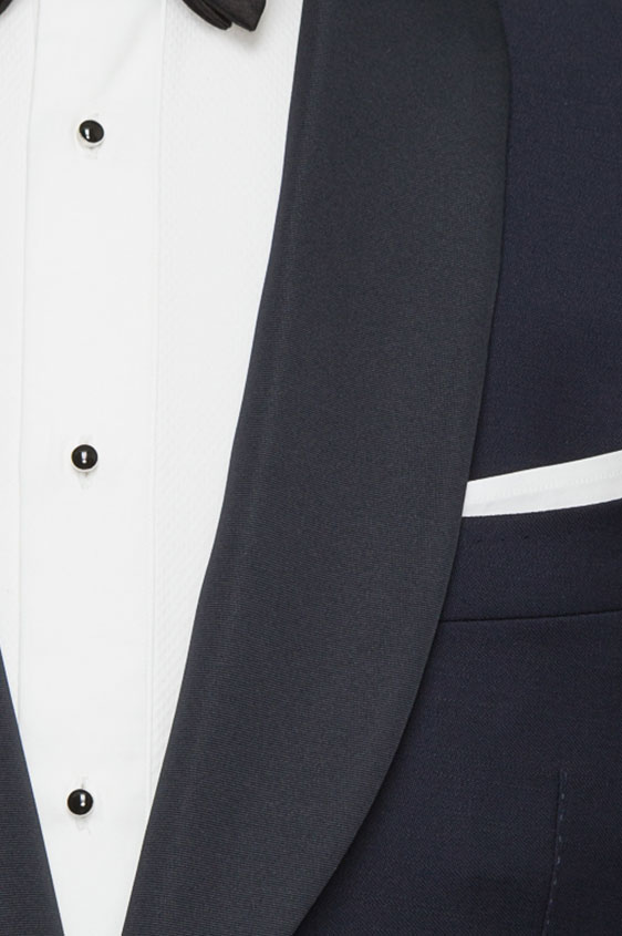 Черный формальный смокинг