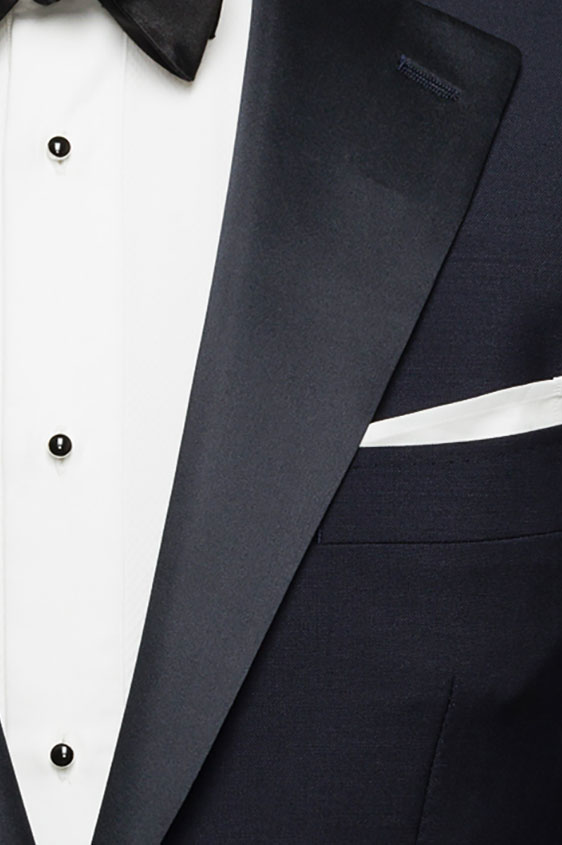 Черно-синий смокинг