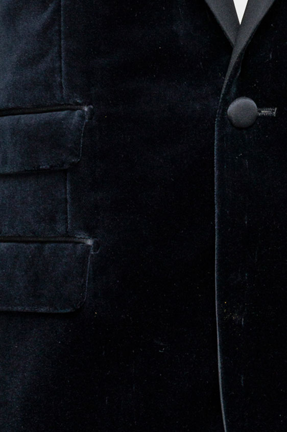 Темно-синий пиджак из бархата