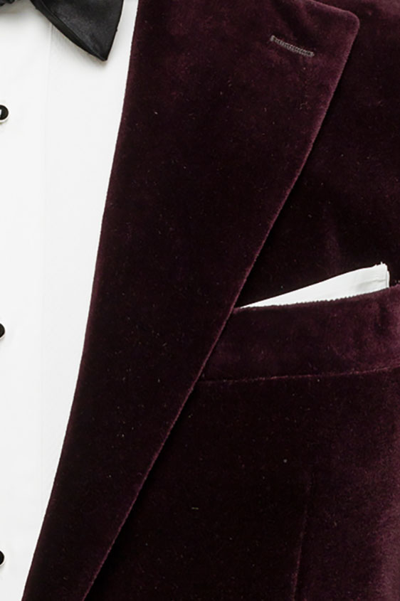 Темно-красный бархатный пиджак