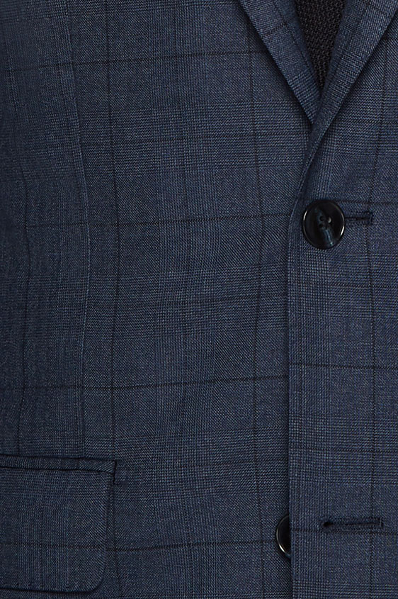 Синий костюм в клетку