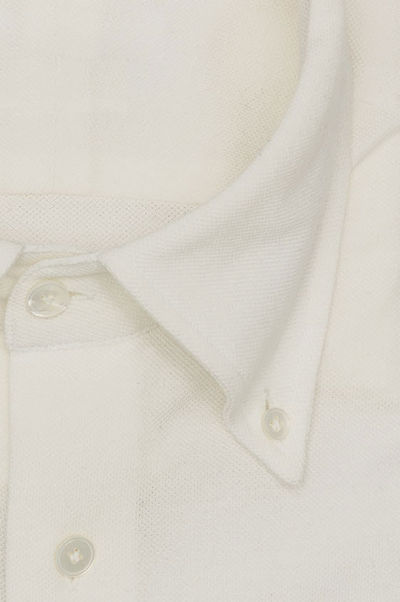 Сорочка-поло молочного цвета