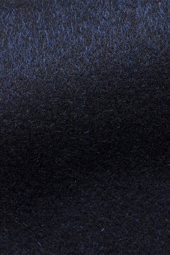 Синее пальто