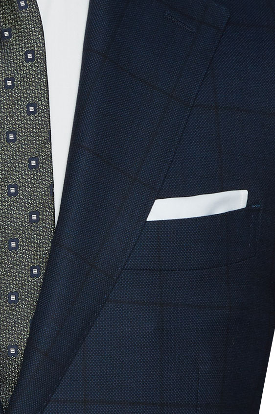 Темно-синий костюм из шерсти