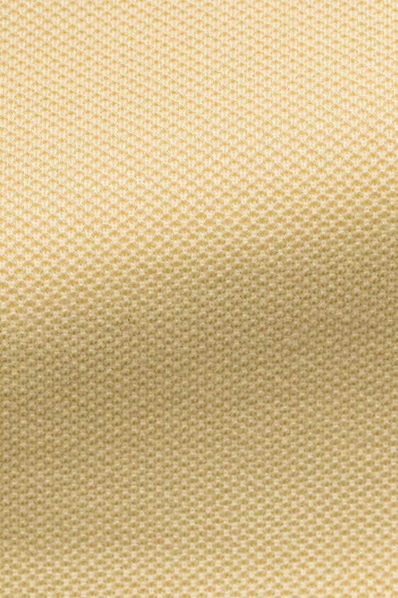 Поло светло-желтого цвета