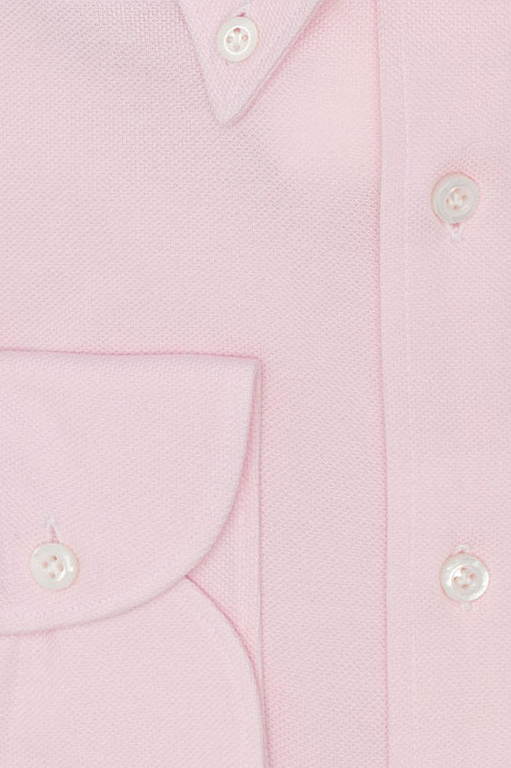 Бледно-розовое поло