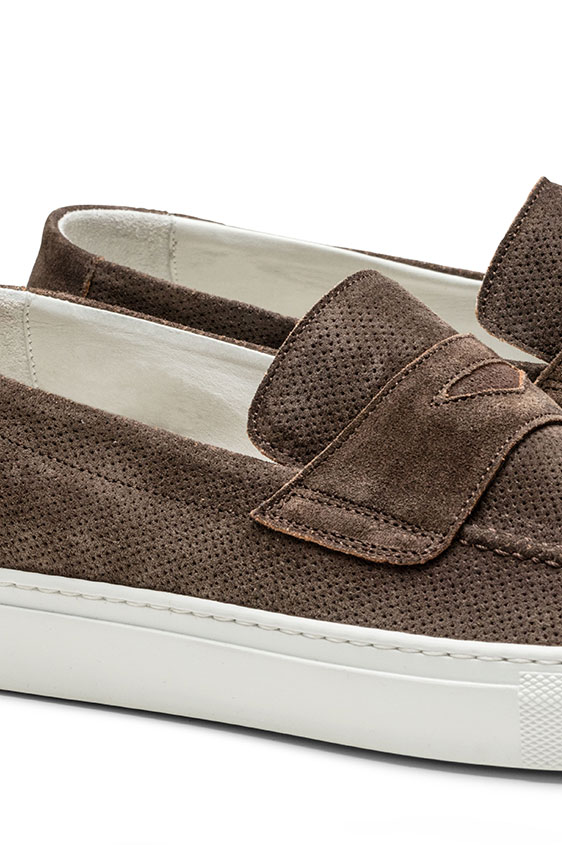 Кеды пенни лоферы темно-коричневые из перфорированной замши