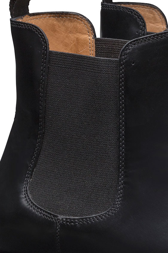 Черные ботинки челси из кожи