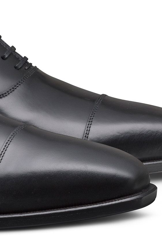 Черные оксфорды из натуральной кожи