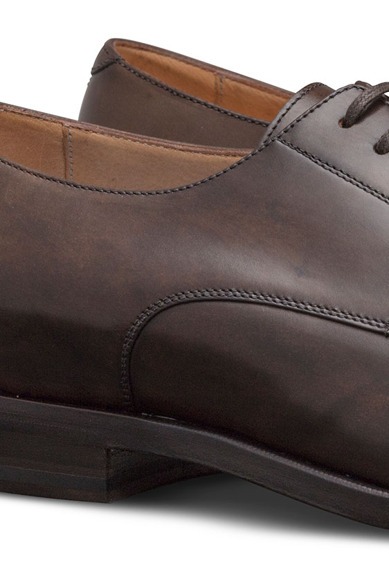 Коричневые дебри из кожи