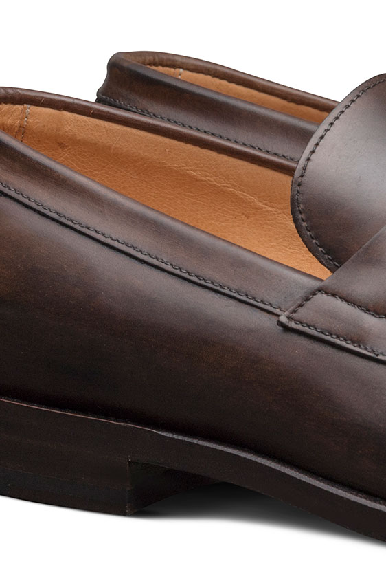 Коричневые лоферы из кожи