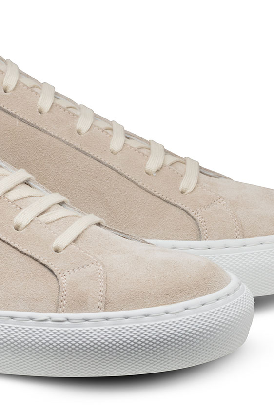 Бежевые кеды на шнуровке из замши