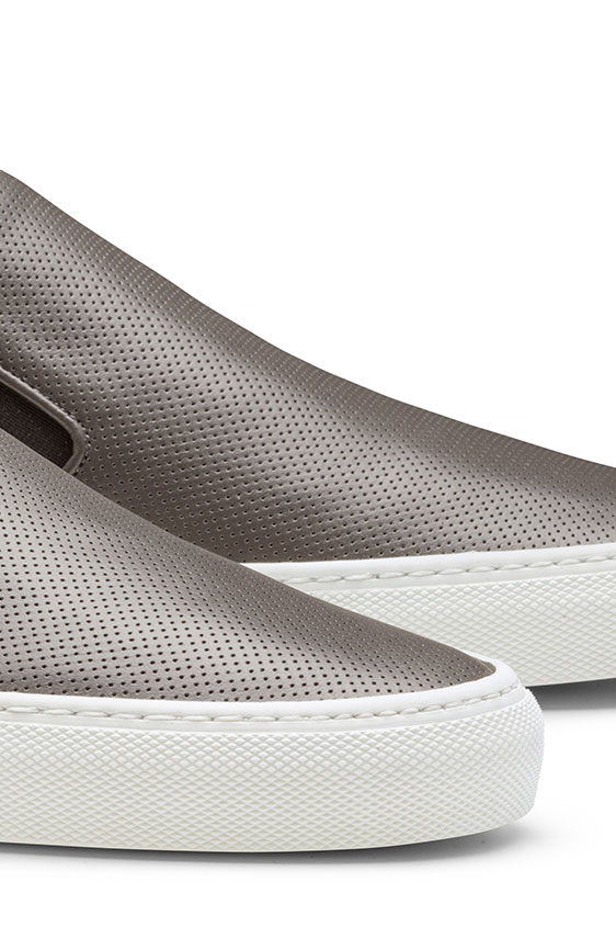 Слипоны серые из перфорированной кожи