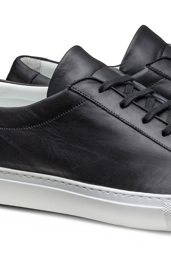 Черные кеды из кожи