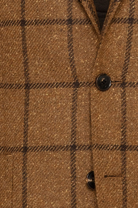 Коричневый пиджак в крупную темно-коричневую клетку