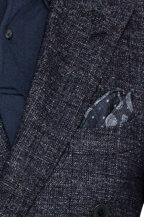 Синий пиджак в клетку