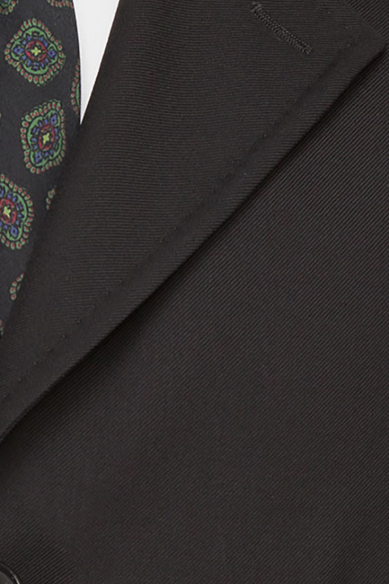 Черный плащ с фактурой твил