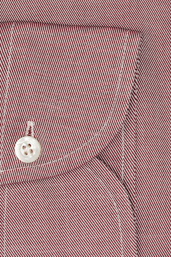 Светло-бордовая сорочка