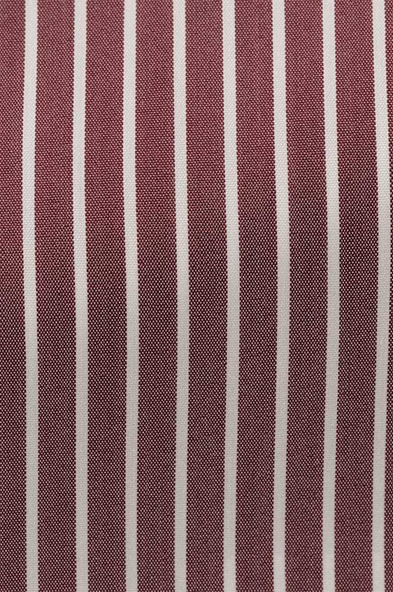 Светло-бордовая сорочка в белую полоску