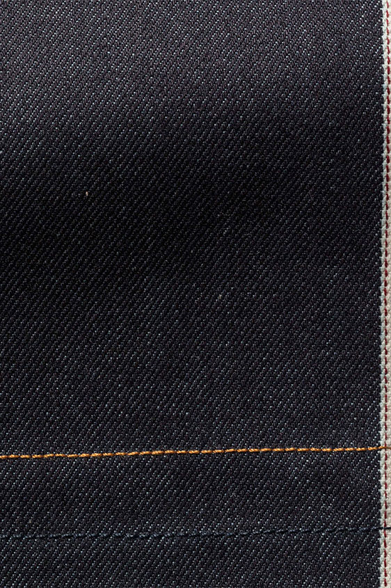 Хлопковые темно-синие джинcы из сырого денима selvedge