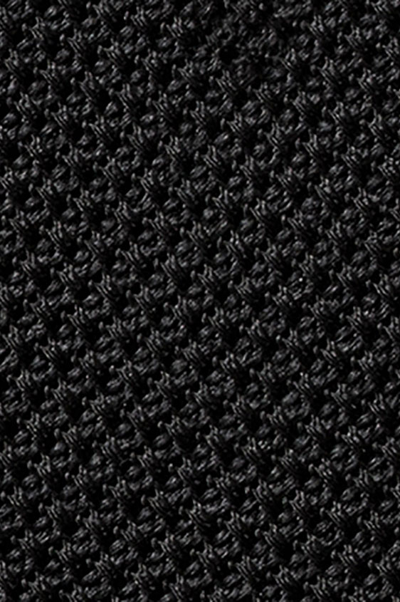 Черный галстук плетеной фактуры