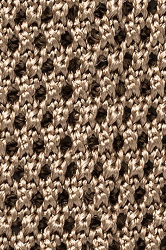 Бежевый галстук вязаной фактуры