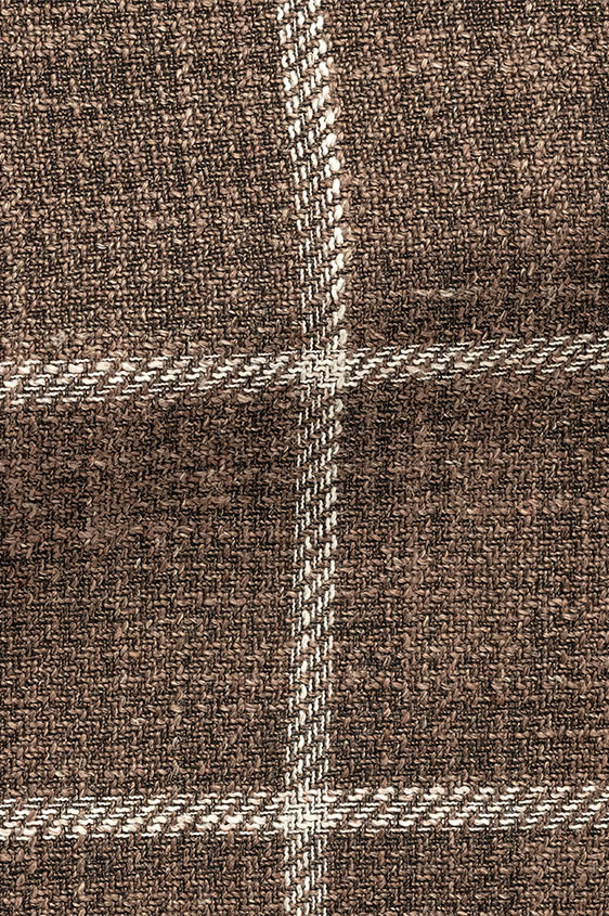 Коричневый пиджак в белую клетку