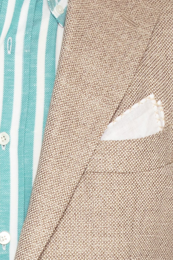 Бежевый пиджак плетеной фактуры