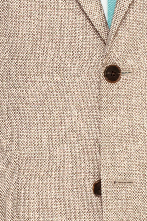 Бежевый пиджак плетеной фактуры