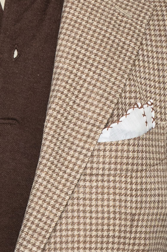Коричневый пиджак в гусиную лапку