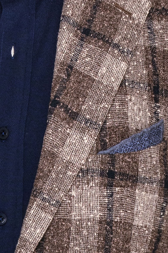 Темно-серый пиджак в клетку гленчек