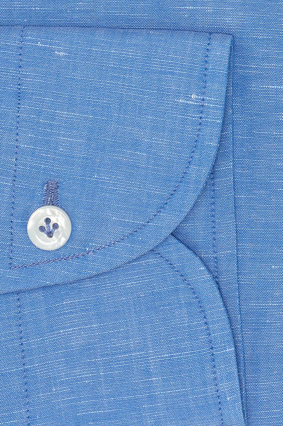 Ярко-синяя сорочка