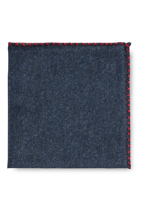 Синий нагрудный платок с красной окантовкой
