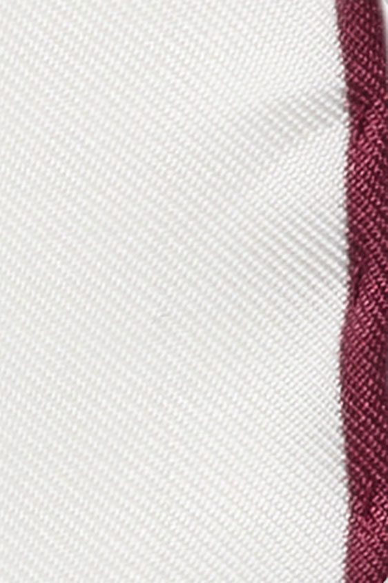 Белый нагрудный платок с бордовой окантовкой