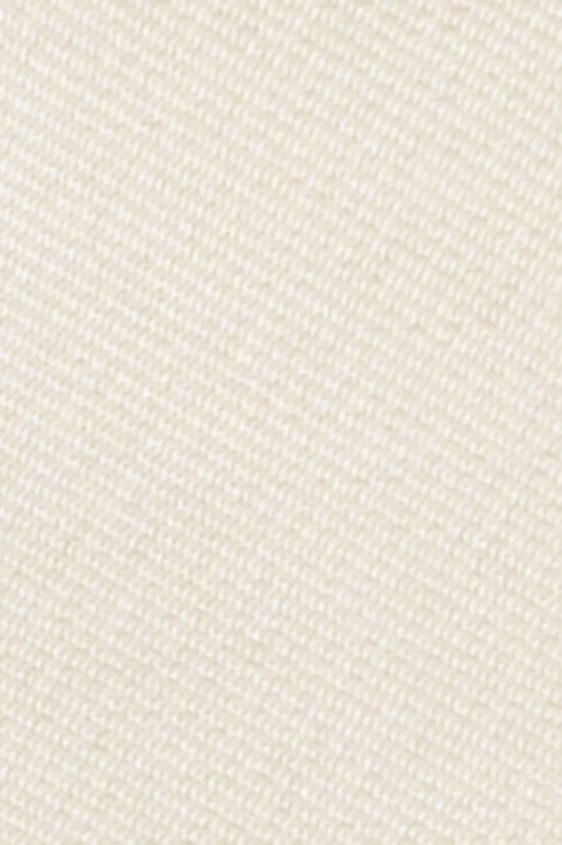 Нагрудный платок молочного цвета