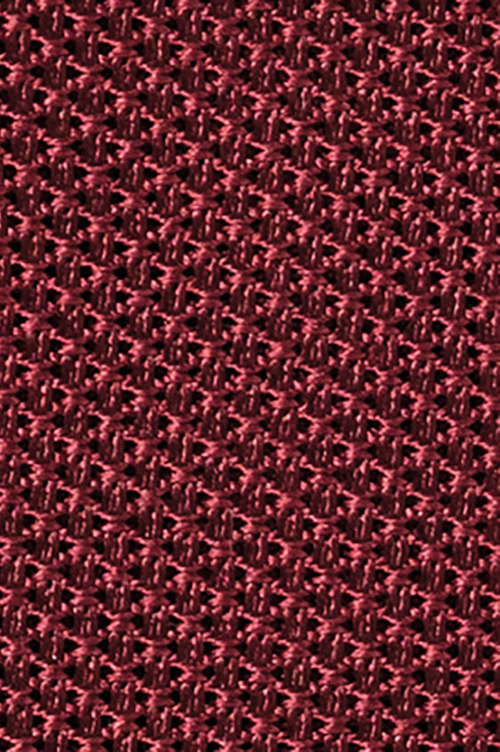 Темно-красный нагрудный платок плетеной фактуры