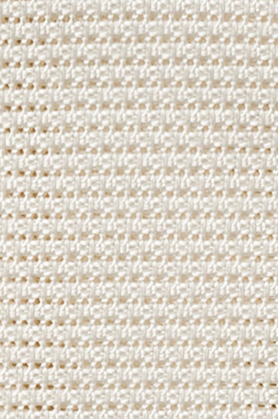 Нагрудный платок молочного цвета плетеной фактуры