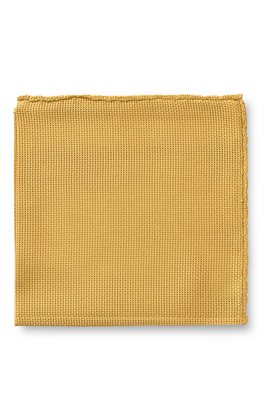 Жёлтый нагрудный платок плетеной фактуры