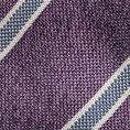 Фиолетовый галстук в полоску