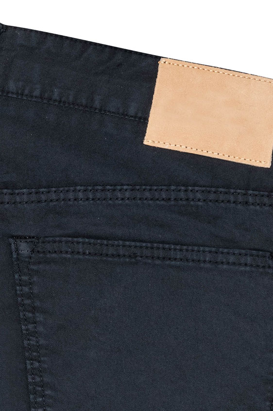 Брюки чинос темно-синего цвета