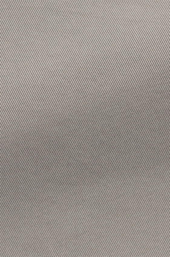 Брюки чинос светло-серого цвета