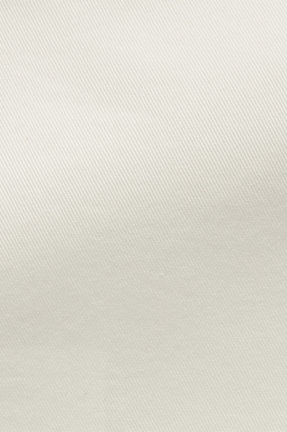 Брюки чинос белого цвета