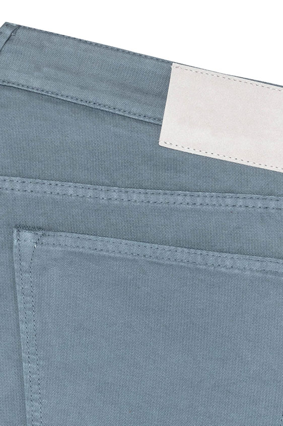 Брюки чинос голубого цвета