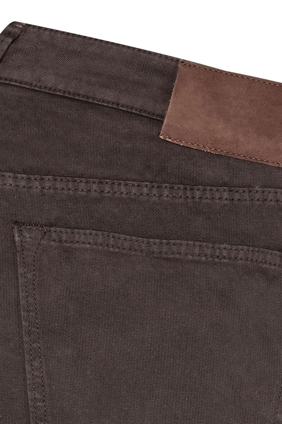 Брюки чинос темно-коричневого цвета