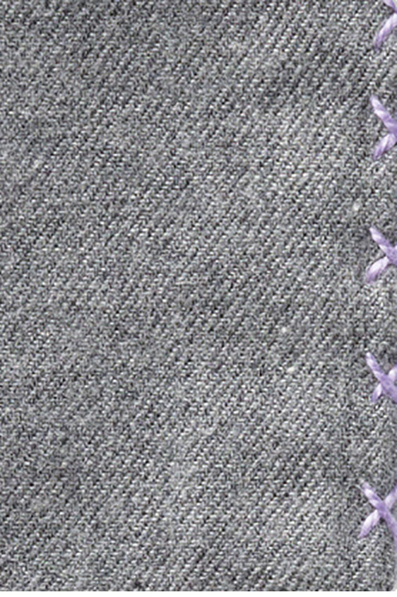 Серый нагрудный платок с фиолетовой окантовкой