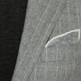 Серый костюм из шерсти в полоску