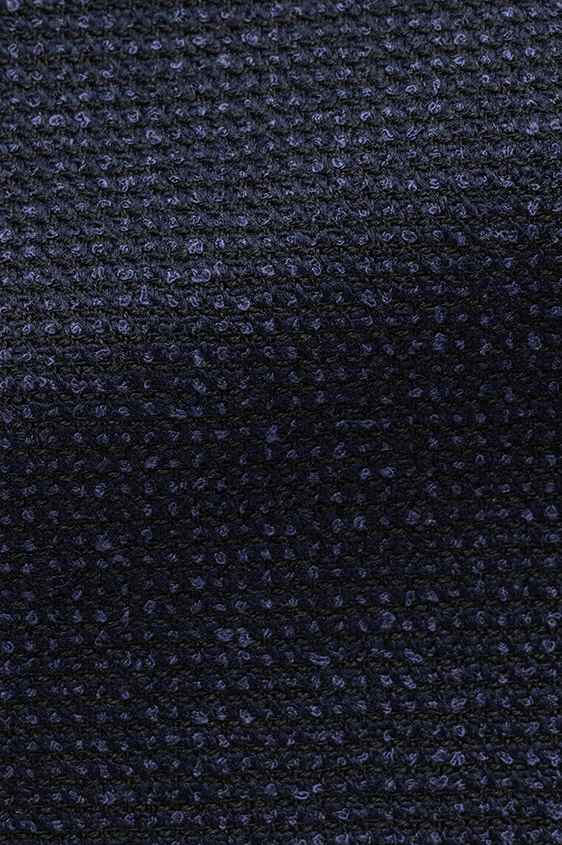 Темно-синий пиджак