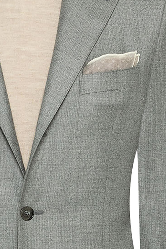 Светло-серый костюм из фланелевой шерсти